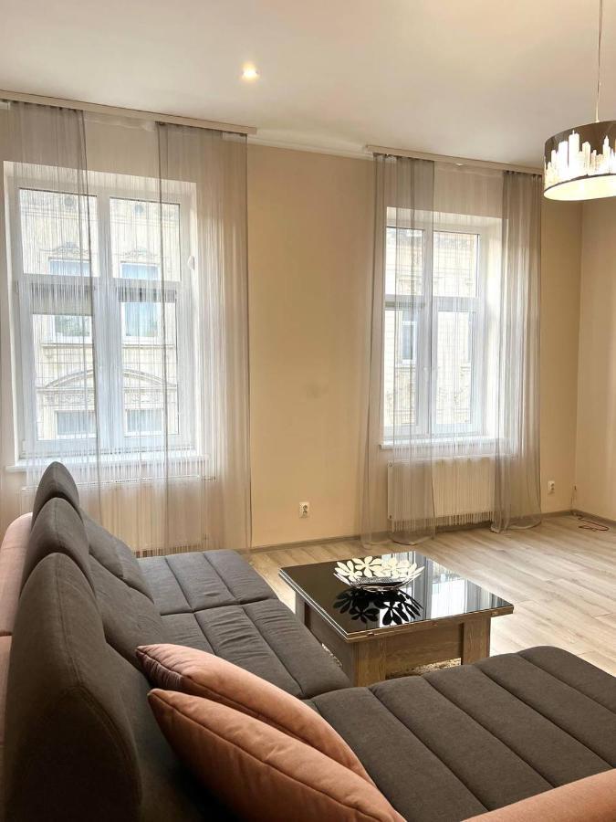 Apartments On Sholom Aleikhema Львов Экстерьер фото