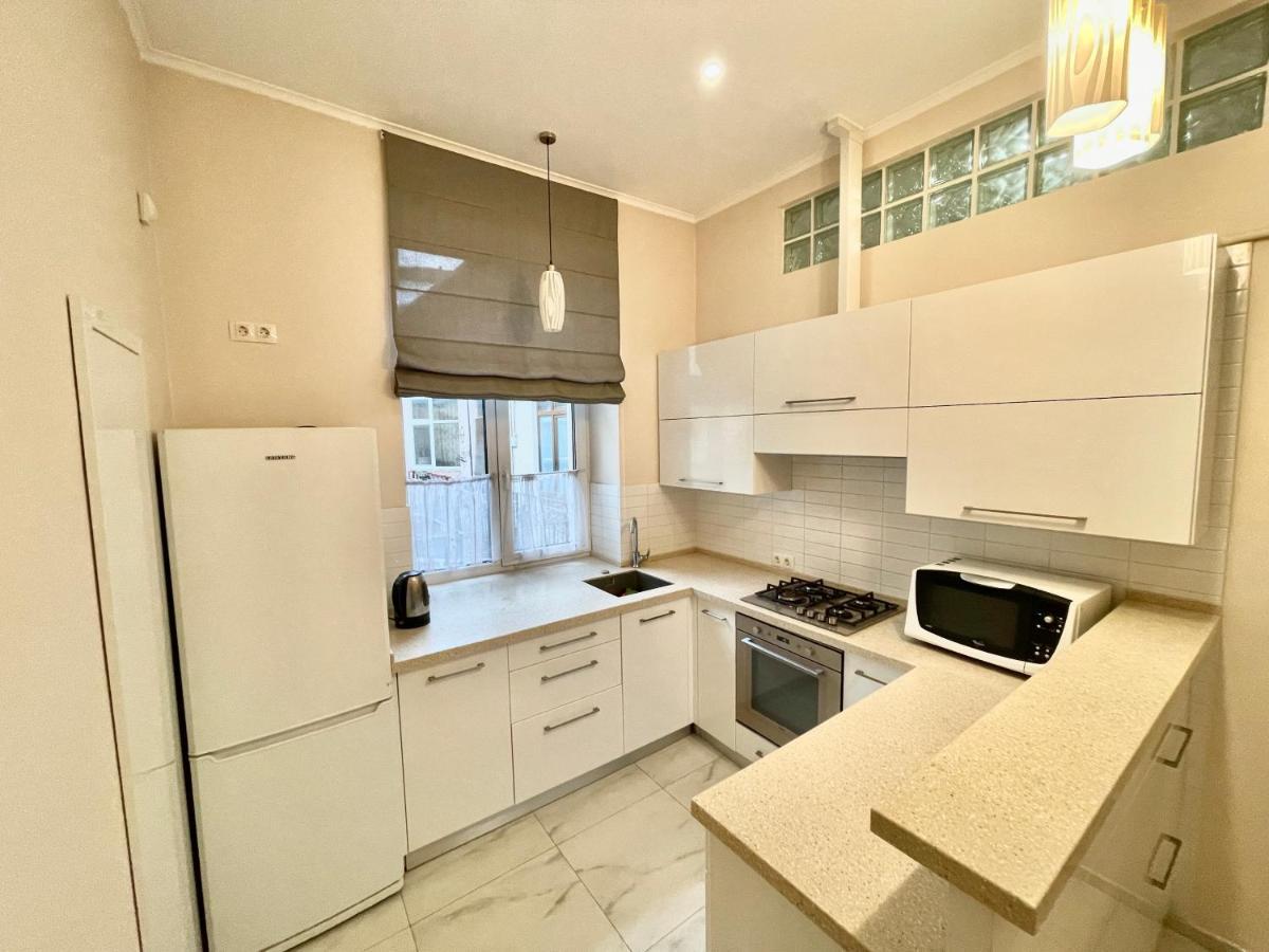 Apartments On Sholom Aleikhema Львов Экстерьер фото